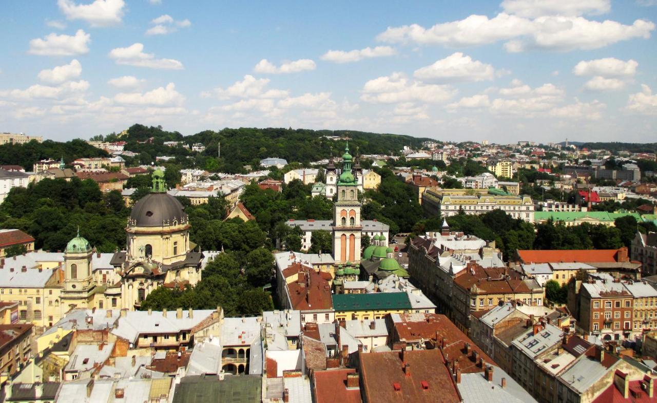 Premier Hotel Dnister Lviv Exterior foto